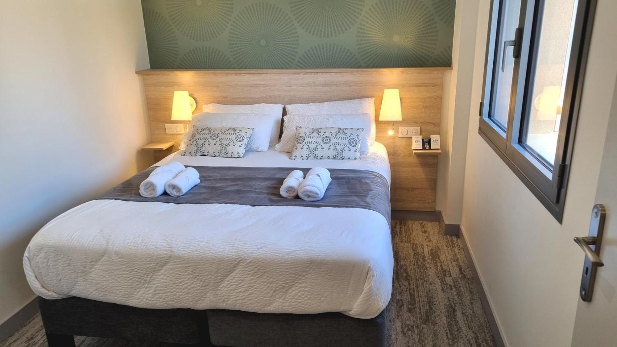 Thonac Logis Hotel Archambeau מראה חיצוני תמונה