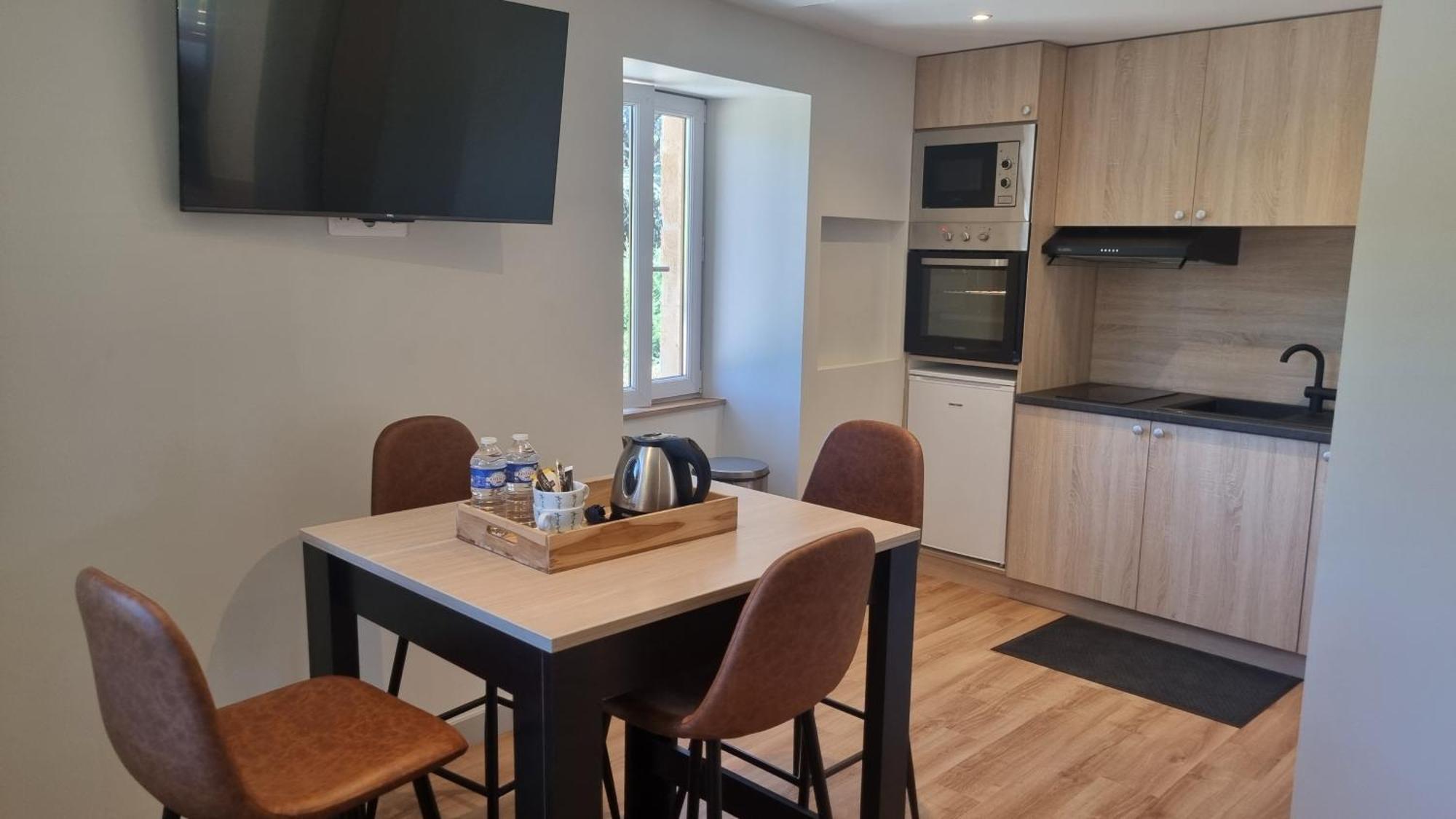 Thonac Logis Hotel Archambeau מראה חיצוני תמונה