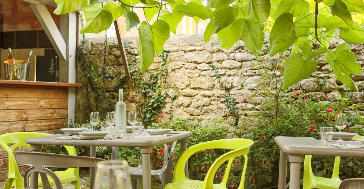 Thonac Logis Hotel Archambeau מראה חיצוני תמונה